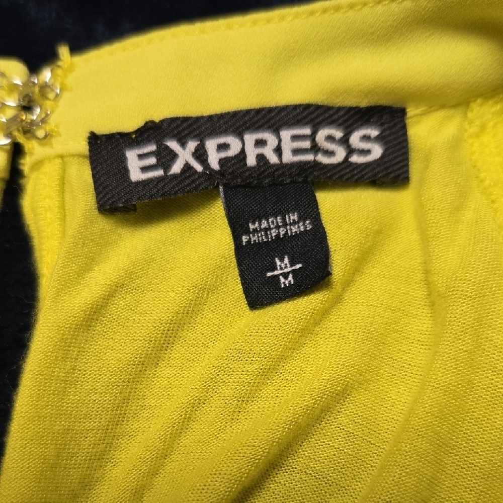 💥LAST CHANCE💥 Express Yellow Tank Top with Racerback Style - Picture 3 of 4